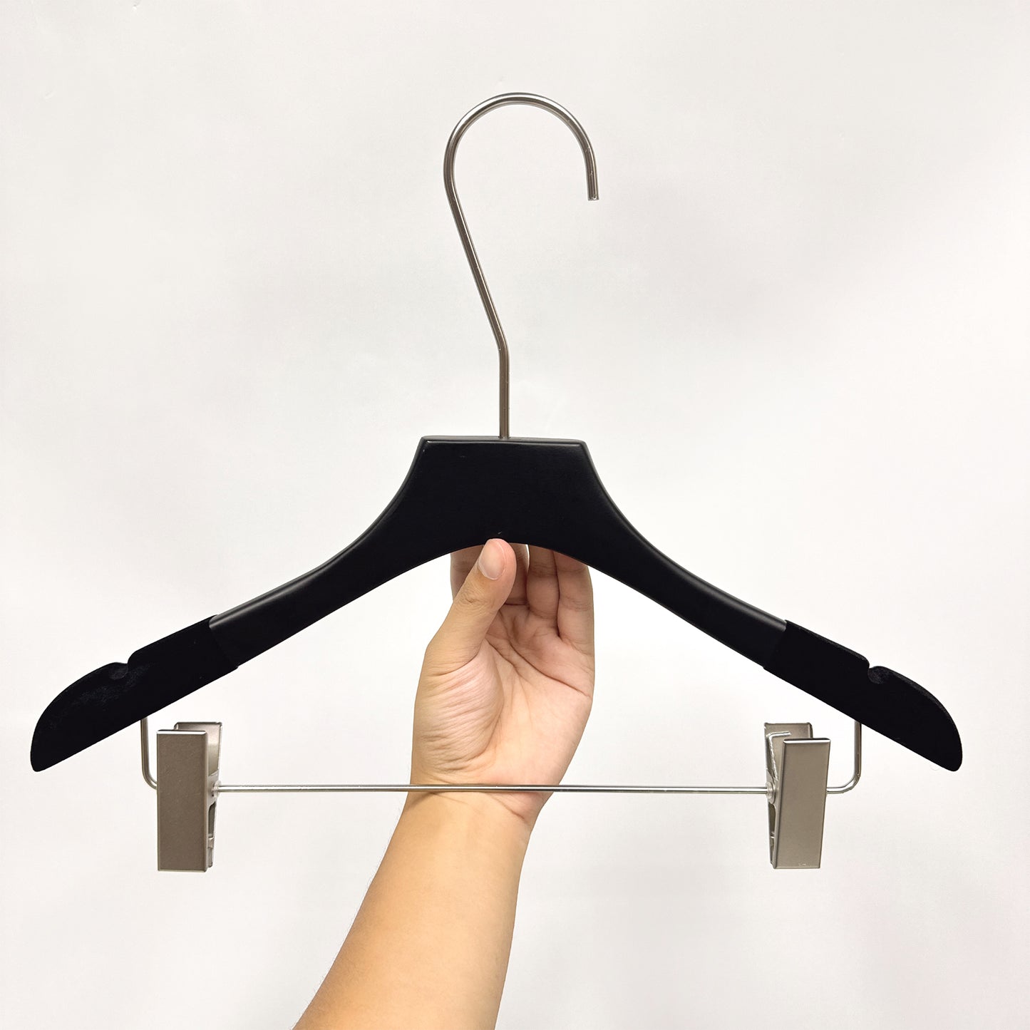 Jelimate Luxury Black Velvet Wooden Hanger with Round Hook,Clothing Store Clothing Hanger With Clips,No Logo Solid Wood Hanger For Dress,Coat,Pant,Suit Hangers