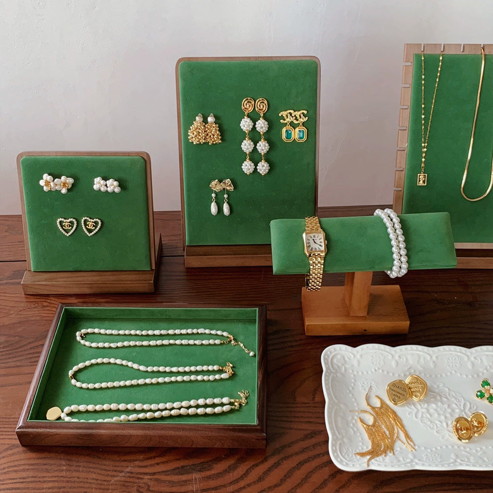 Jelimate Luxury Jewellery Store Showcase Cabinet Green Velvet Jewelry Display Stand Display Exhibition Necklace Bust Earring Bracelet Ring Jewelry Display Set