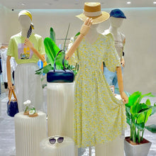 Load image into Gallery viewer, Jelimate Adult Size Half Body Female Linen Mannequin Stand,Clothing Display Mannequin Torso Dress Form,Store Window Fabric Cover Women Model Manikin
