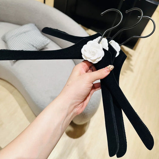 Jelimate Luxury Flocking Velvet Hanger,Black Velvet Clothing Hanger/Pant Hanger,Chrome Hook Non Slip Flocking Plastic Hanger,Customized Logo Wedding Dress Hangers Suit Hangers,Clothing Store Women Velvet Clothes Hanger Shirt Hangers