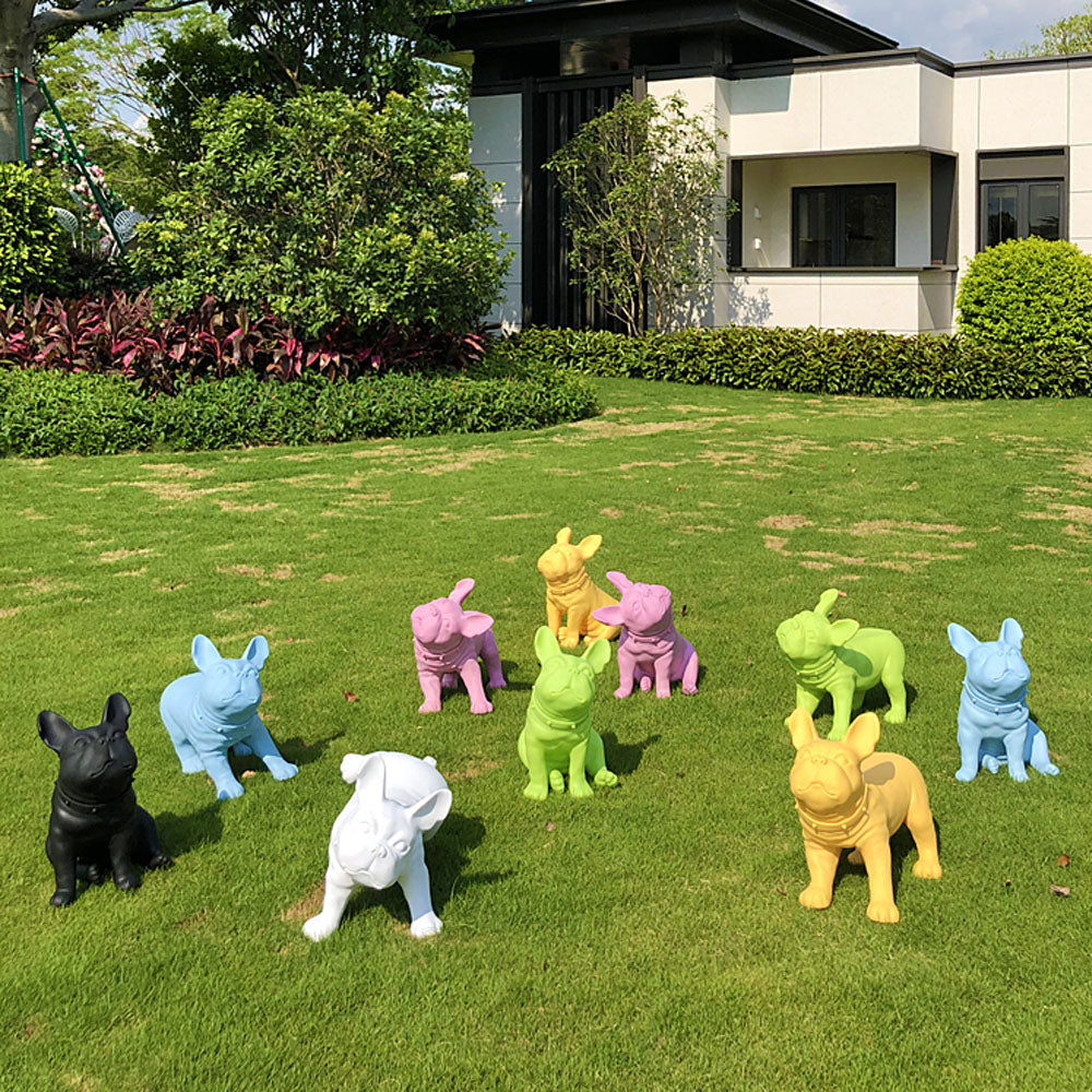 Manichino per cani con postura in piedi Bulldog colorato Scultura di animali Luce Negozio di casa di lusso Puntelli per modelli di cani da compagnia Ornamenti per cani